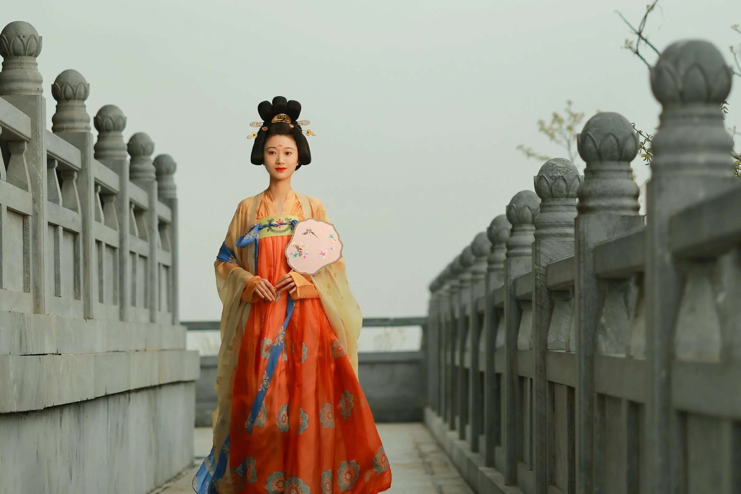 [艺图语] 2022.06.12 梦回大唐 彩云 [24P]插图1